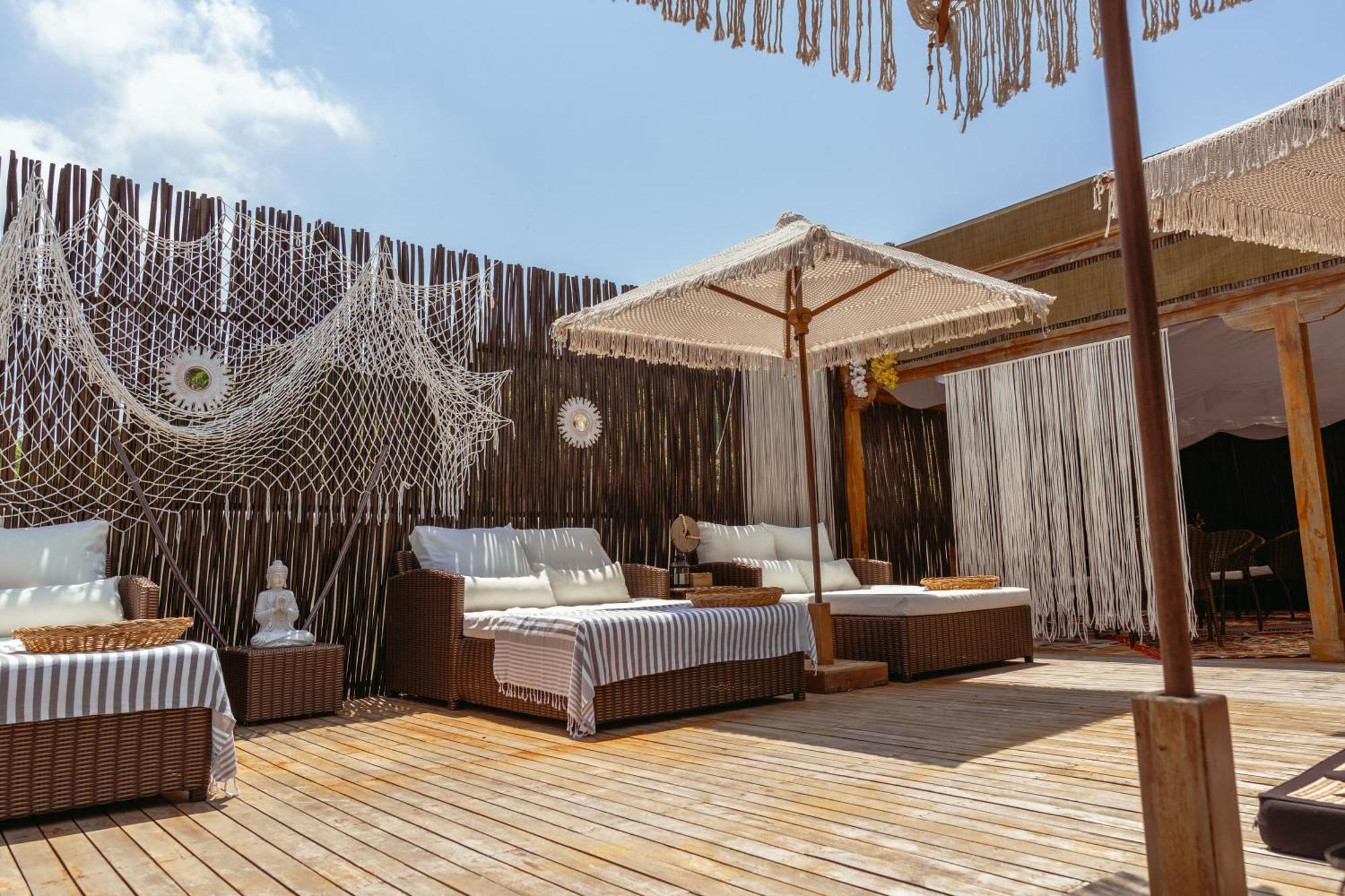 Bora Bora Beach Club & Hotel Исла-Гранде Экстерьер фото