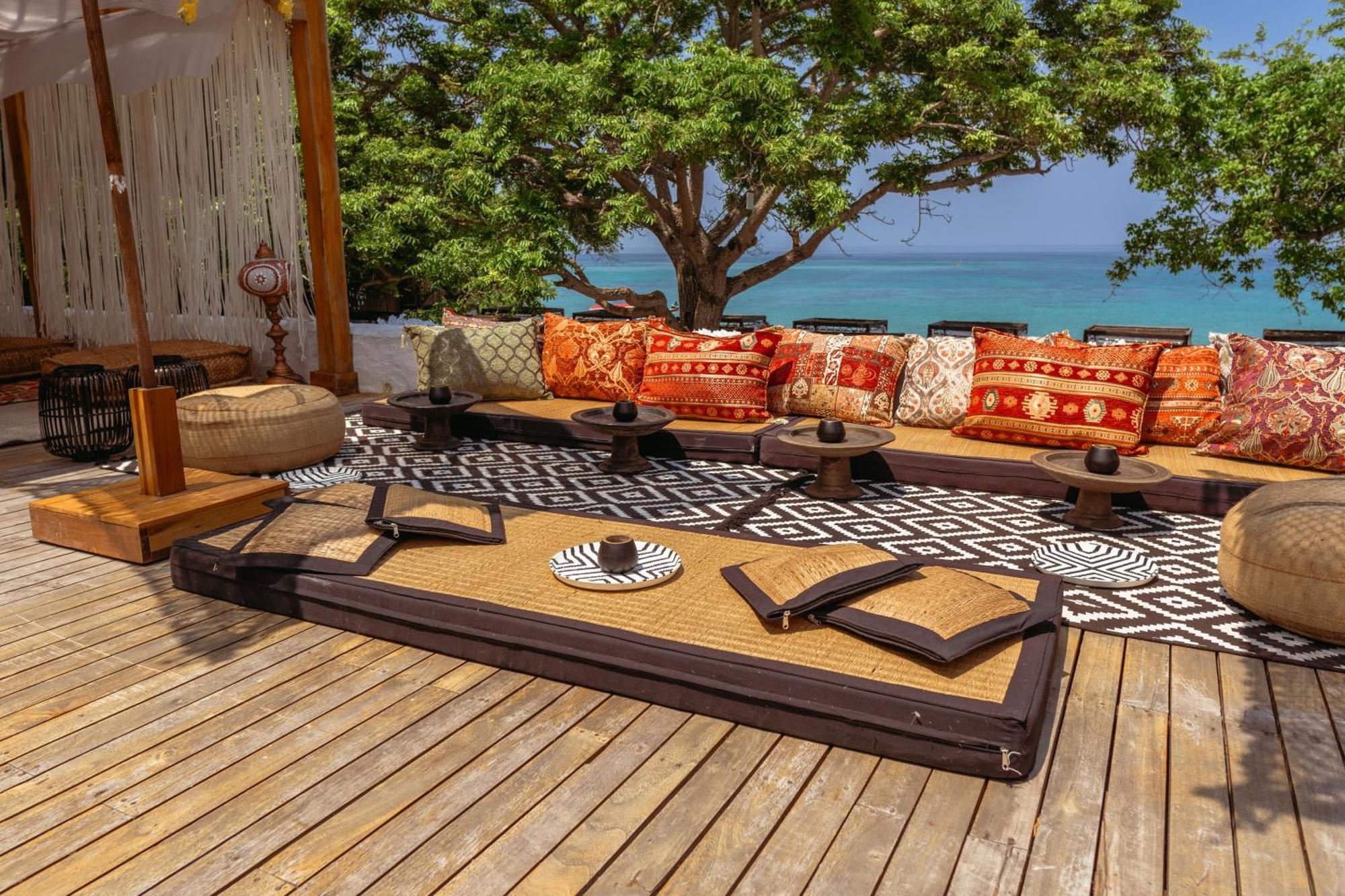 Bora Bora Beach Club & Hotel Исла-Гранде Экстерьер фото