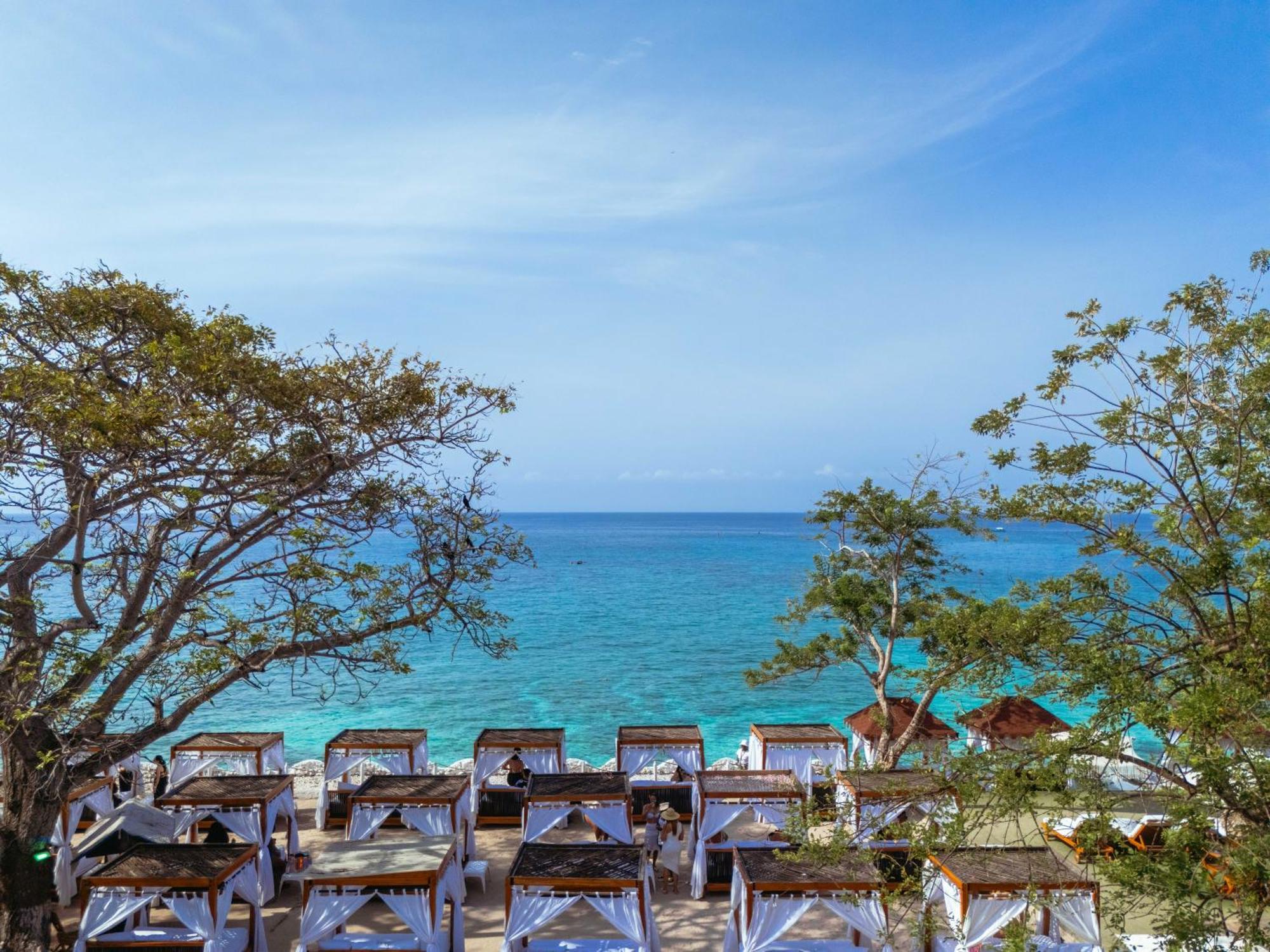 Bora Bora Beach Club & Hotel Исла-Гранде Экстерьер фото