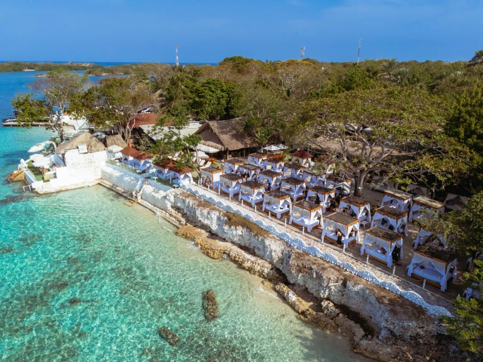 Bora Bora Beach Club & Hotel Исла-Гранде Экстерьер фото